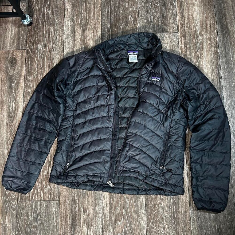 Patagonia Down Sweater Jacket | Women’s Medium | Black